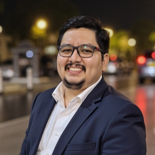 About Us | Team - Francisco Cueva